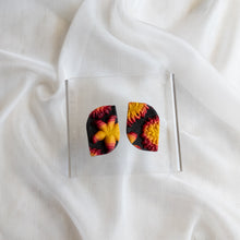 Load image into Gallery viewer, Lava Flower Studs